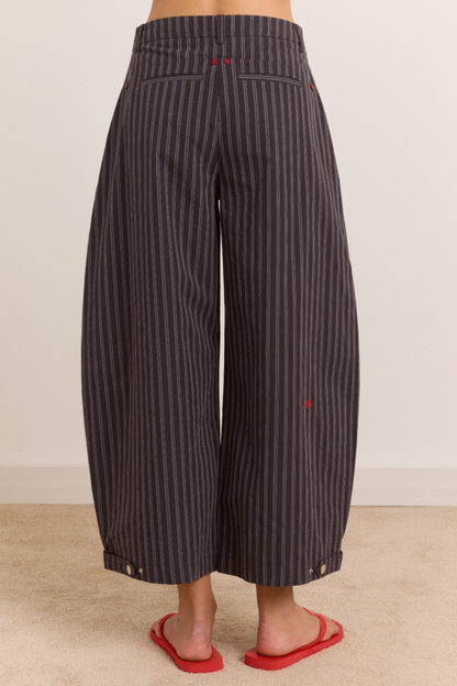 Safah Tailored Barrel Trouser - Charcoal